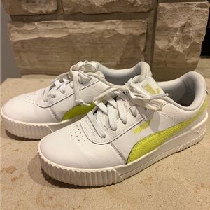 Puma White Sneakers with Lime Accent Stripe
